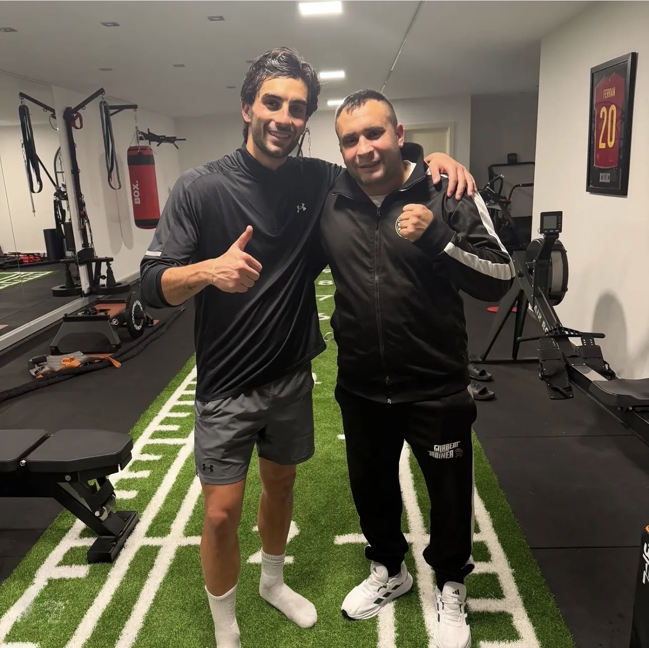 Javier Gilabert junto a Ferran Torres, FC Barcelona